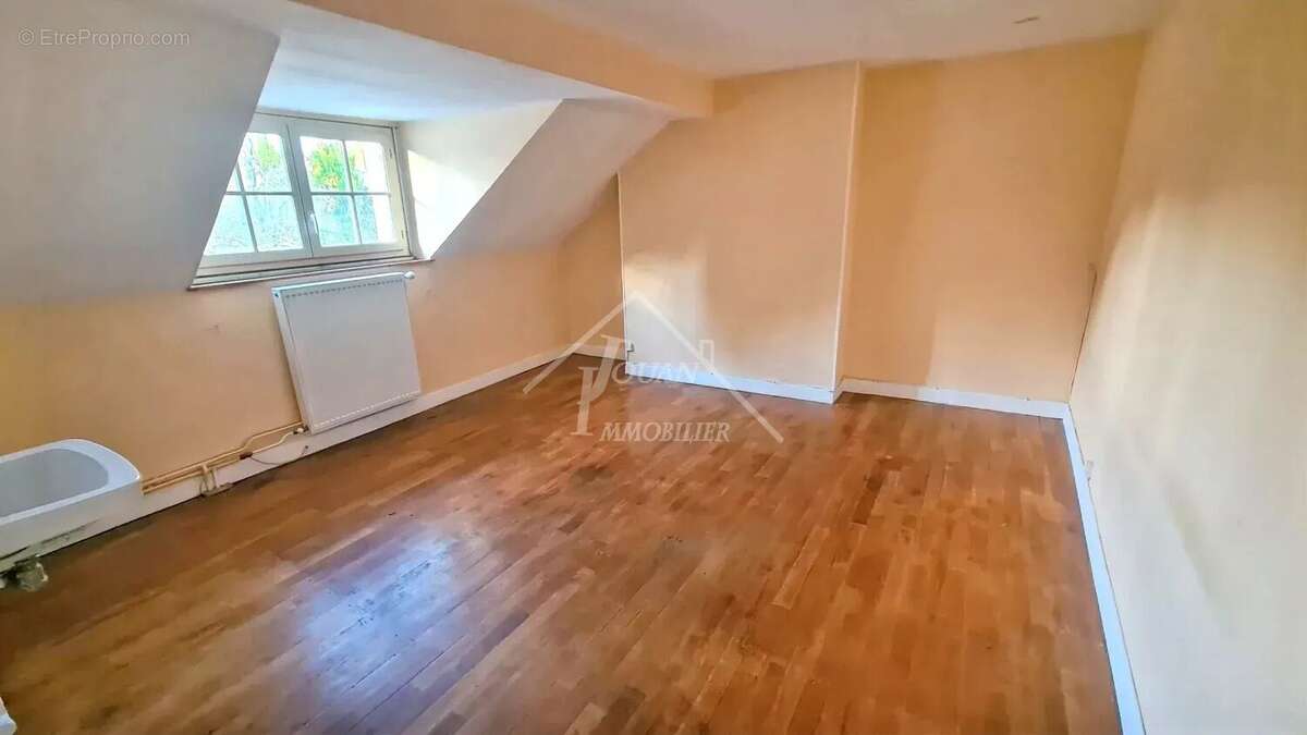 Maison à BOURBON-L&#039;ARCHAMBAULT