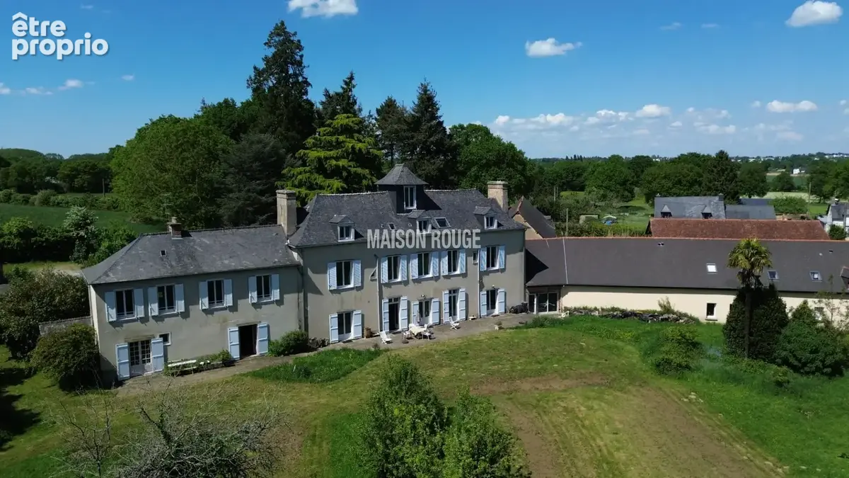 A vendre Manoir du 17ème de 425 m² environ plus 400 m² ( 5 logements indépendants) sur 11 hectares - photo 2