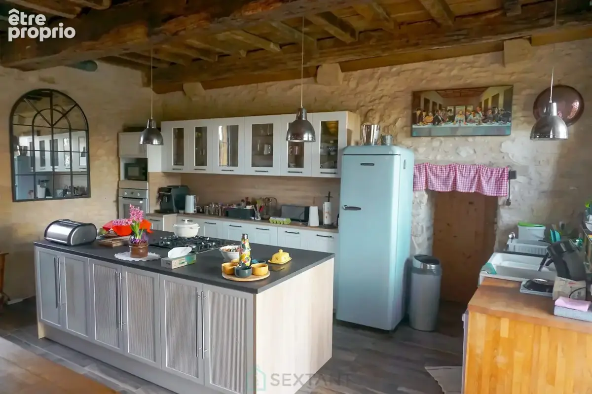 Superbe ensemble immobilier du XIXe siècle situé au coeur de la nature préservée du Périgord vert. - photo 9