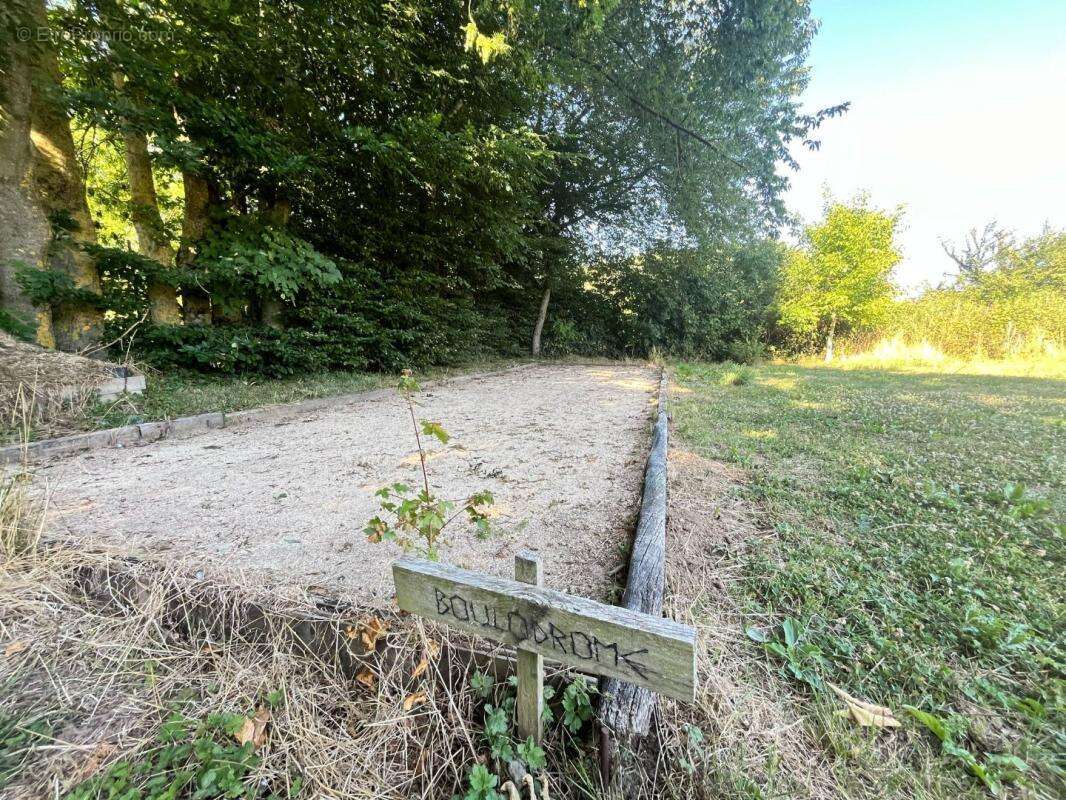 Maison 260 m² à Noyon  - photo 8