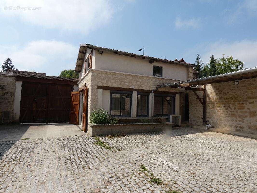Maison à VAUREAL