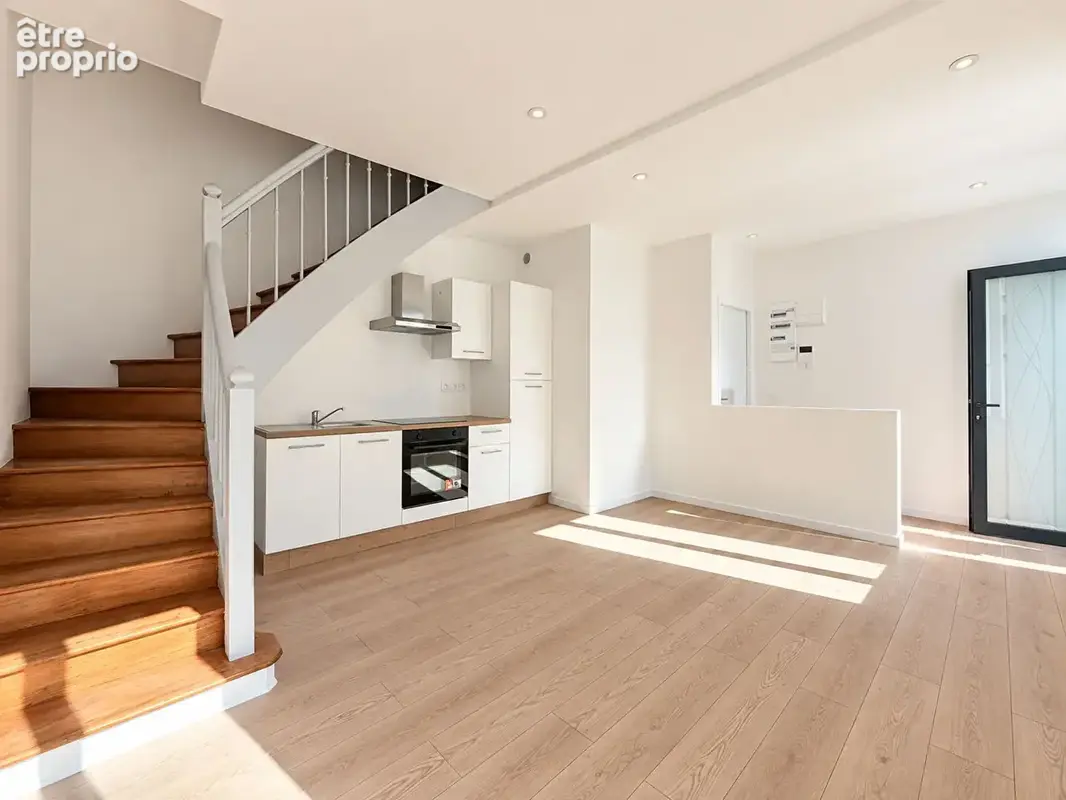 Maison T3 entièrement rénovée avec jardin - Reims secteur Jamin - photo 2