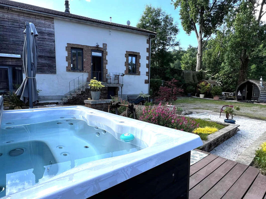5 JAN - GITE - Maison à SAINT-JUNIEN