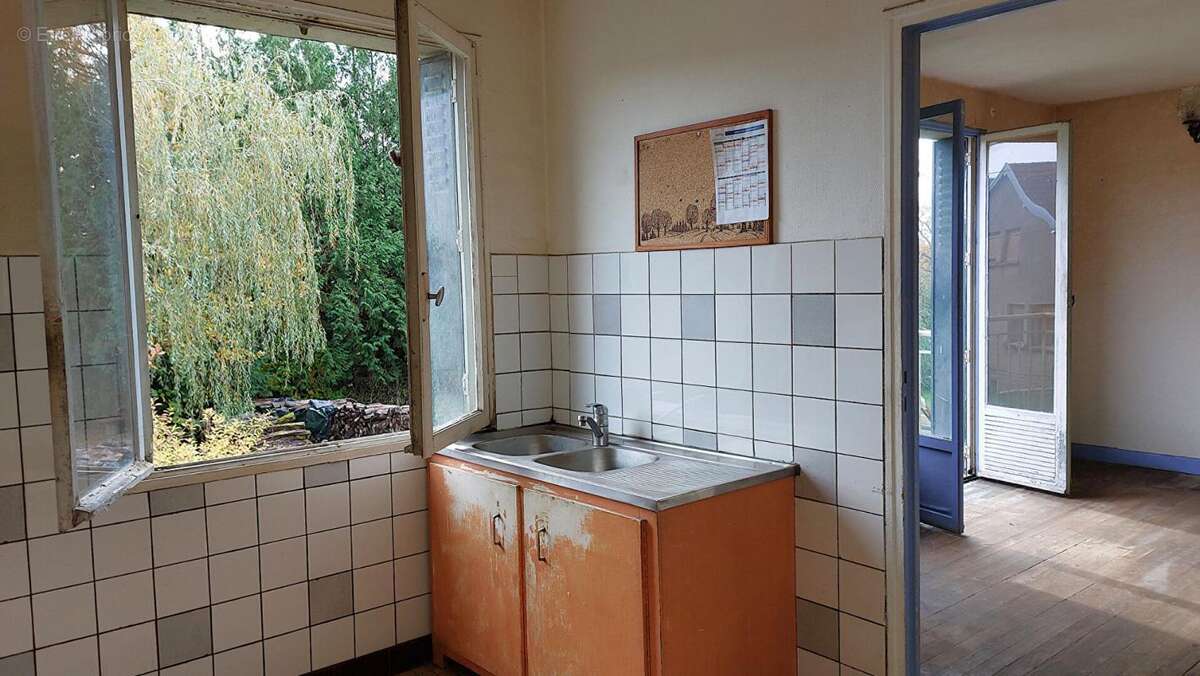 Maison à PASSAVANT-LA-ROCHERE