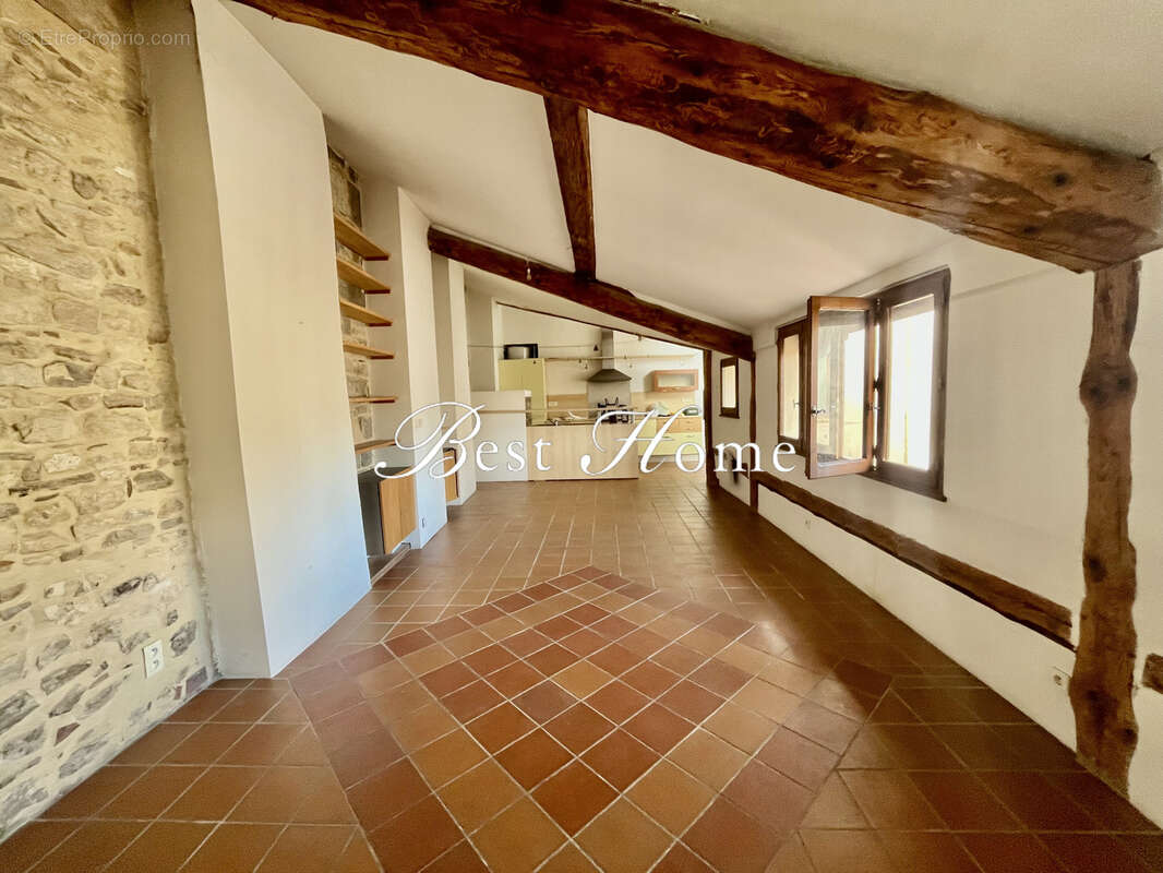 Appartement à NIMES