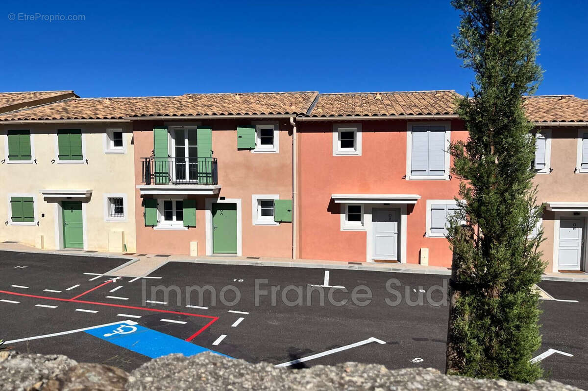 Maison à LA GARDE-FREINET