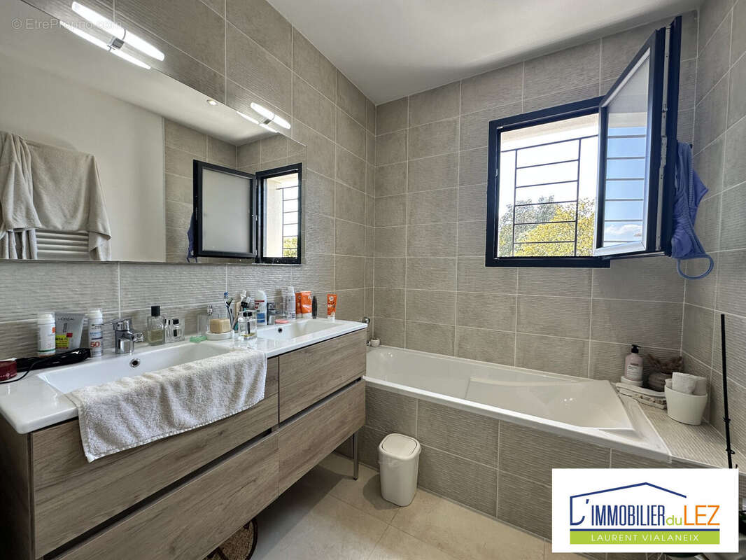 Maison à SUSSARGUES