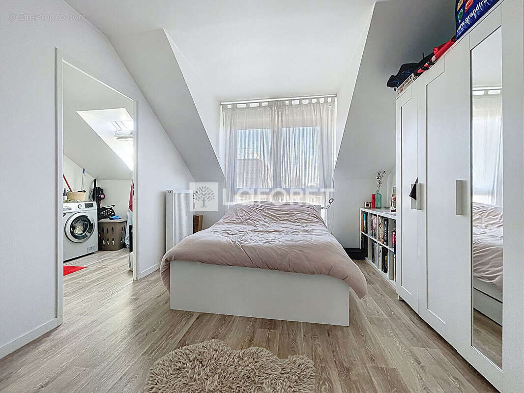 Appartement à CHILLY-MAZARIN