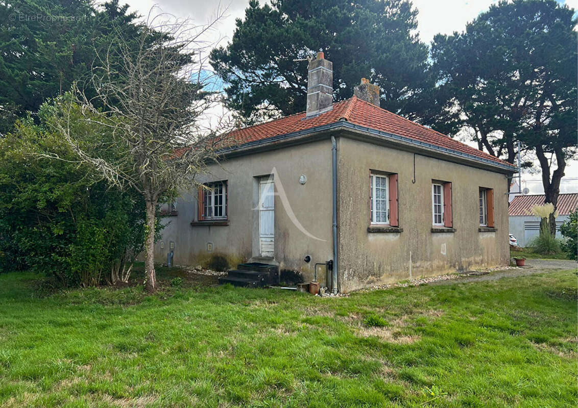 Maison à SAINT-URBAIN