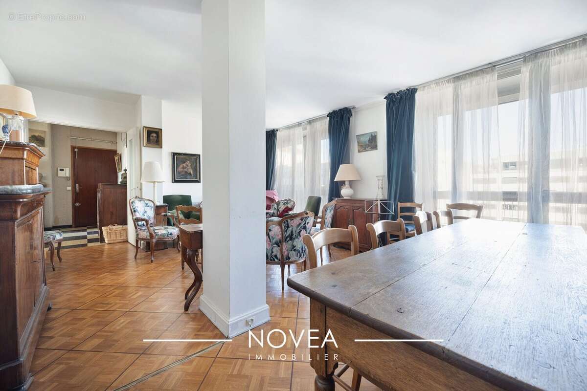 Appartement à LYON-6E