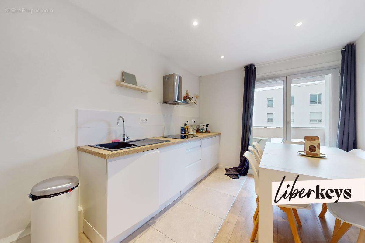 Appartement à LYON-9E