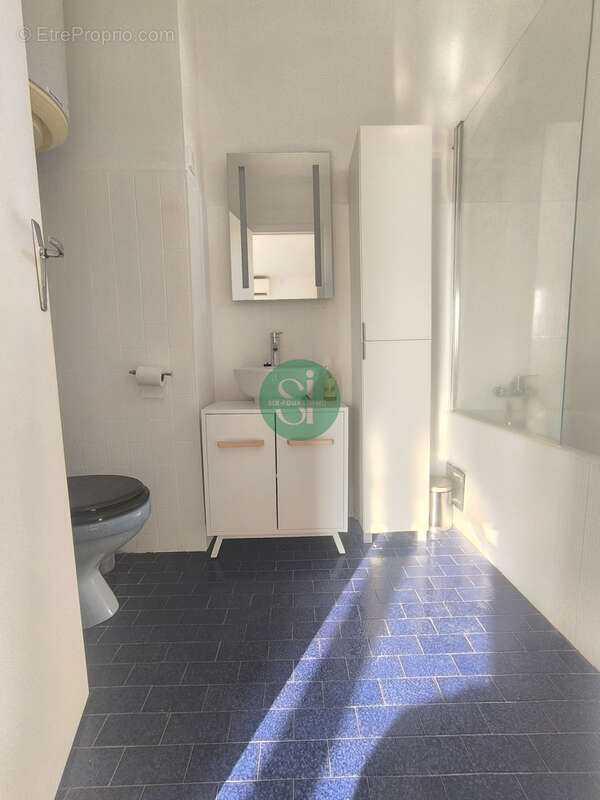 Appartement à SIX-FOURS-LES-PLAGES