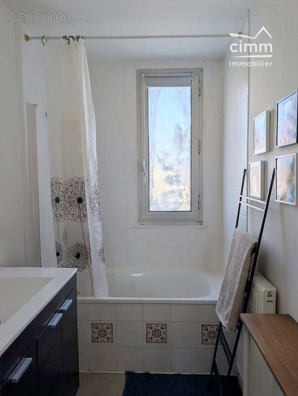 Appartement à SEYSSINET-PARISET