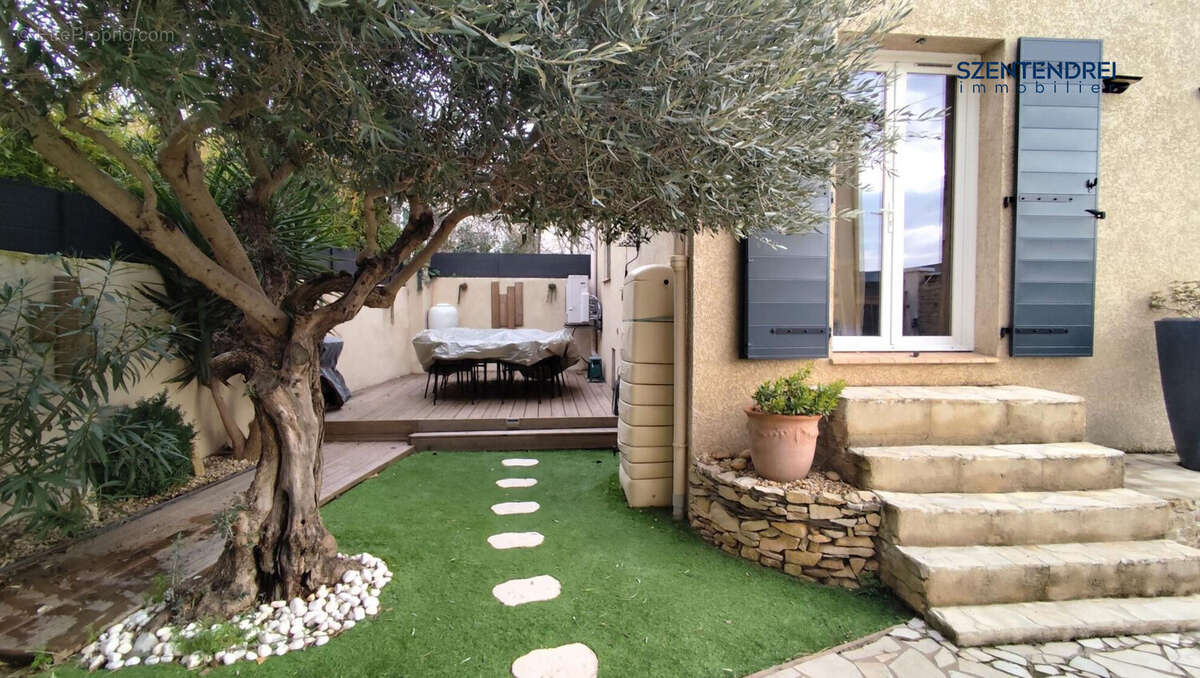 Szentendrei immobilier  maison F4 Nîmes - Quartier Casernes - Maison à NIMES