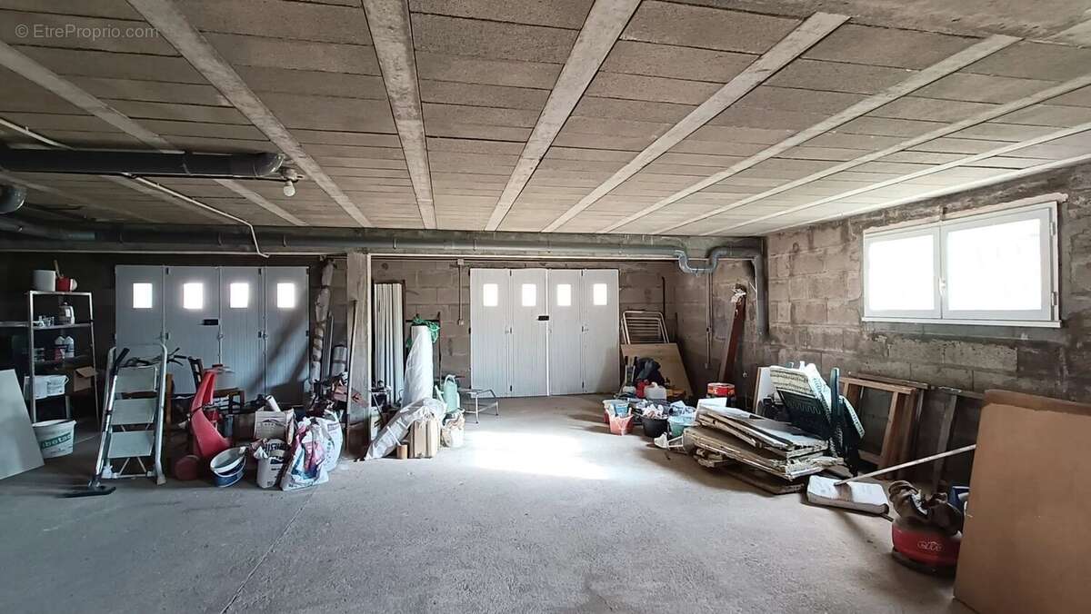 Maison à NEUVILLE-DE-POITOU