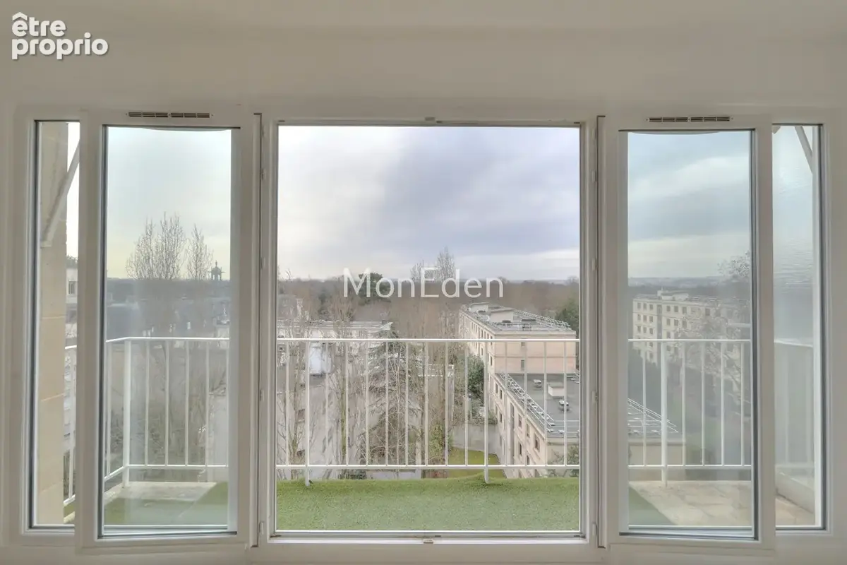 Appartement à NEUILLY-SUR-SEINE