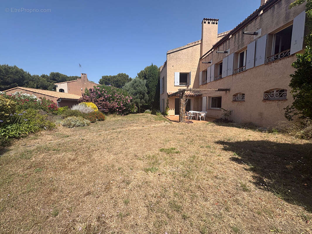 A VENDRE - Maison BARQUEROUTE  bord de mer - Carry Le Rouet 7 pièce(s) 350 m2 - photo 15