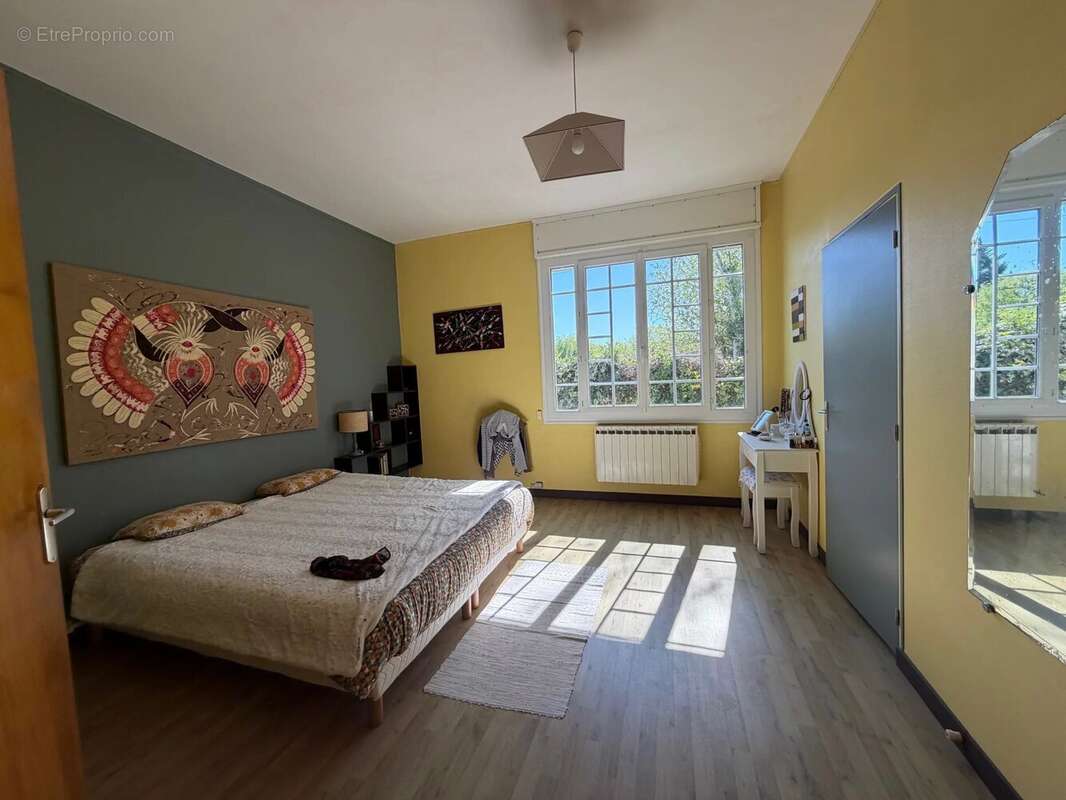 Maison à ETAULIERS