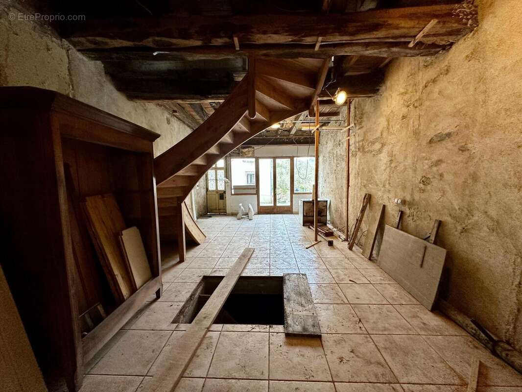 Maison 350 m² à Vabre  - photo 4