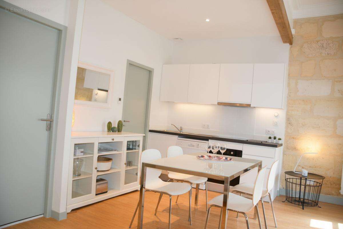 Appartement à BORDEAUX