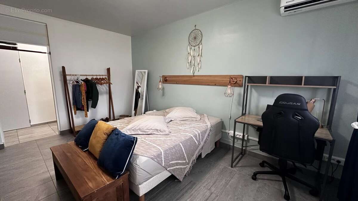 Maison à REMIRE-MONTJOLY