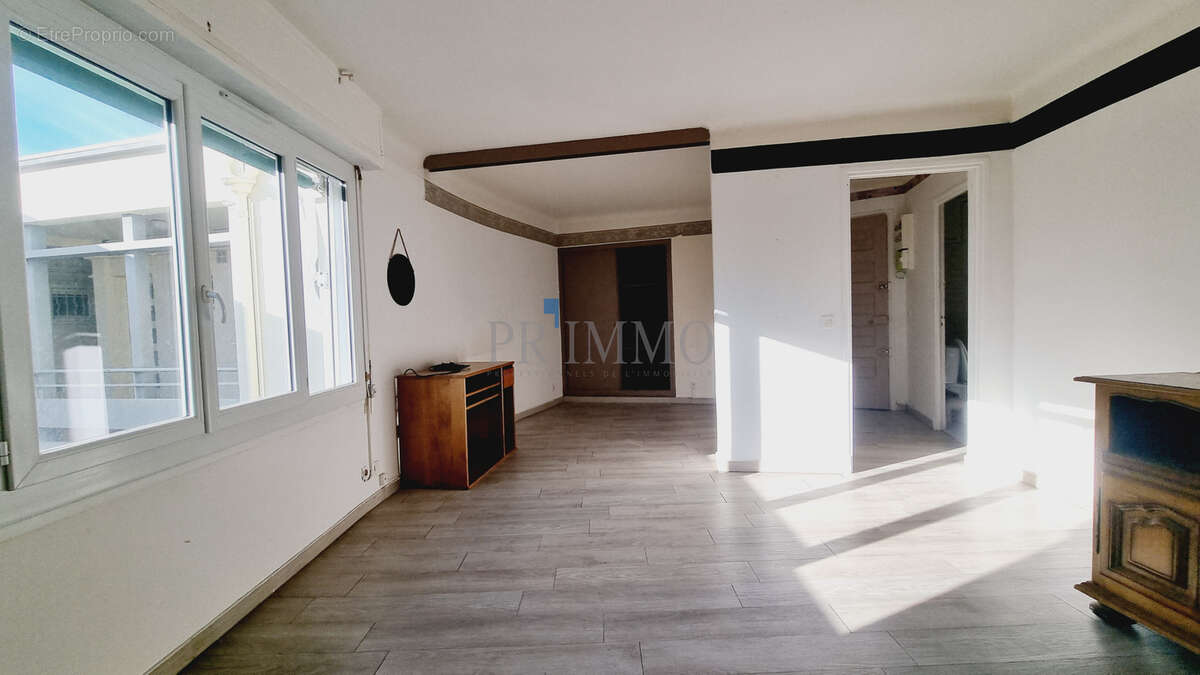 Appartement à SAINT-RAPHAEL