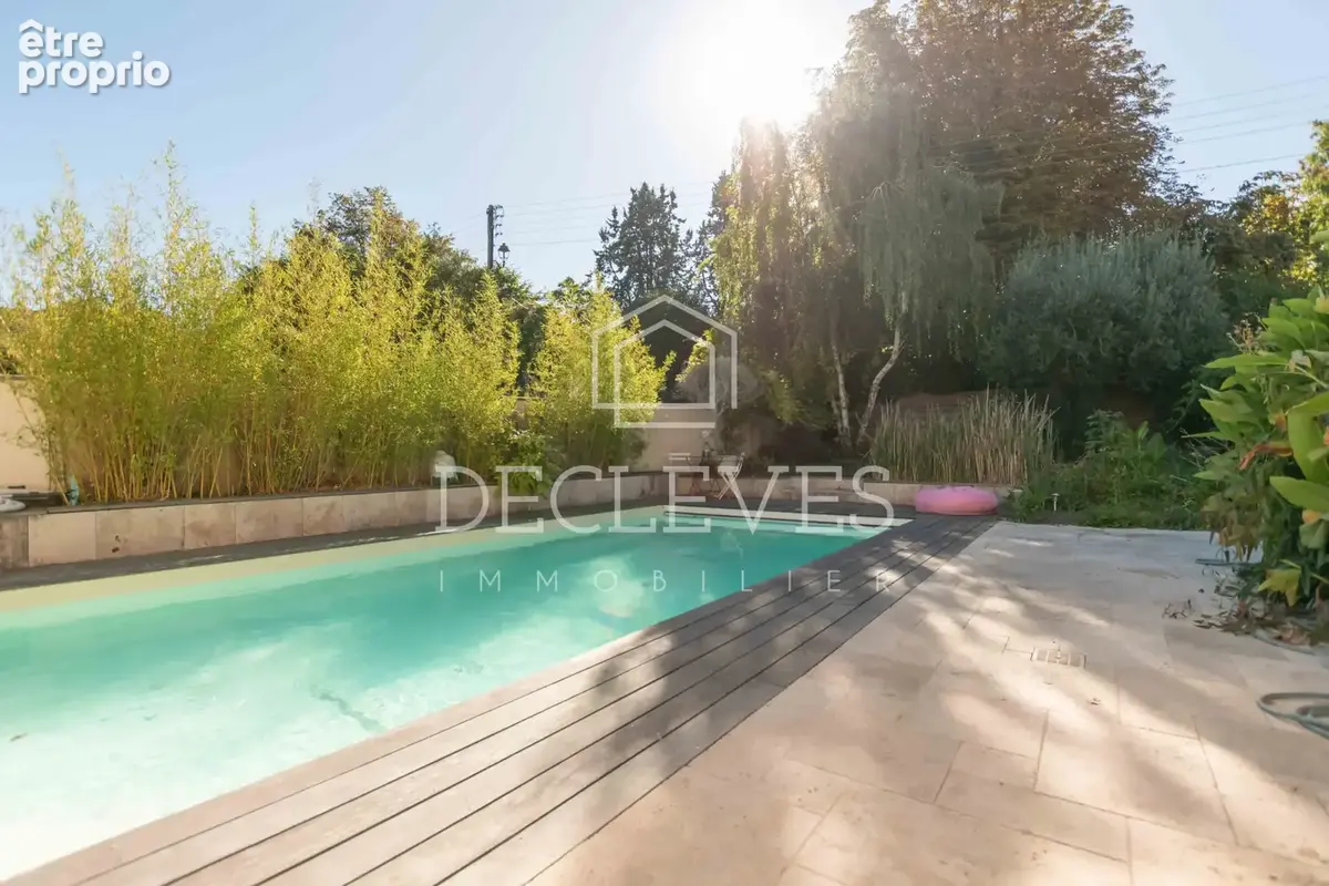 MÉDAN   Élégante maison familiale de 225 m2 avec piscine - - photo 1