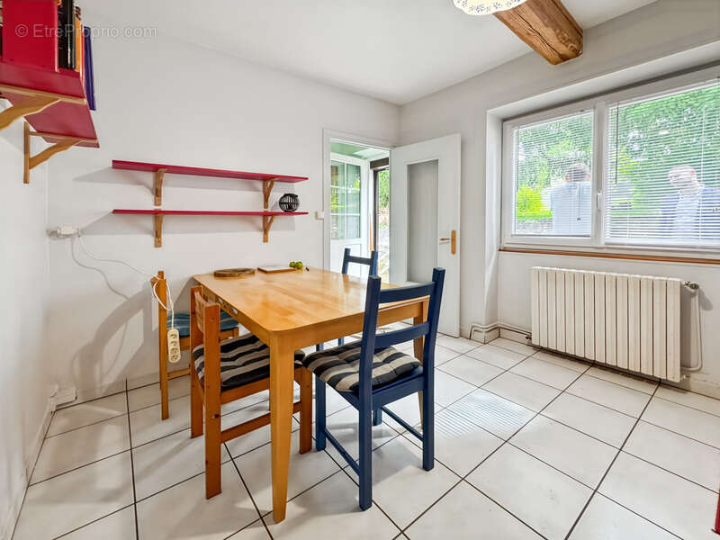 Maison à LA CLAYETTE
