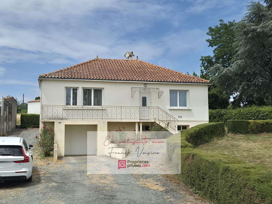 A VENDRE en Exclusivité à Saint Prouant, maison de 93 m2 avec 3 chambres sur une parcelle de 1090 m2 - photo 6