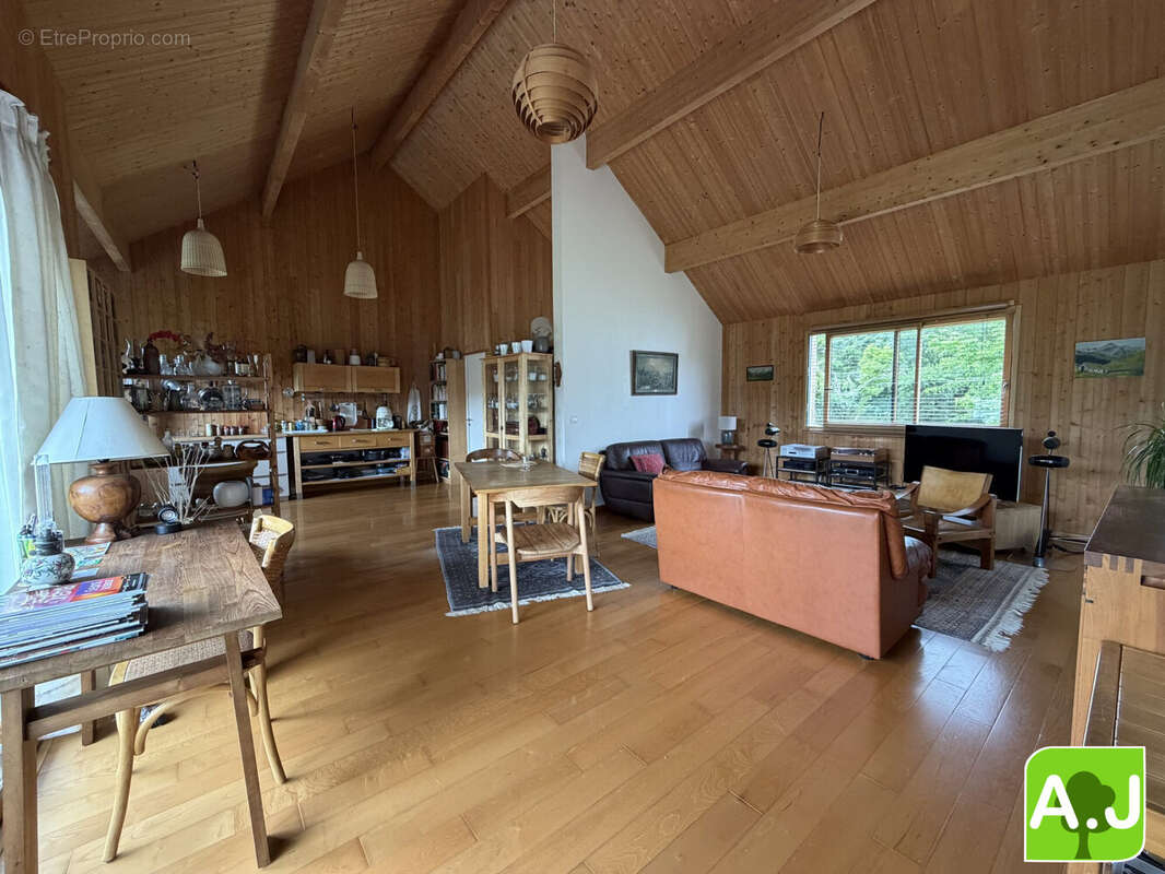 Maison à BREVAL