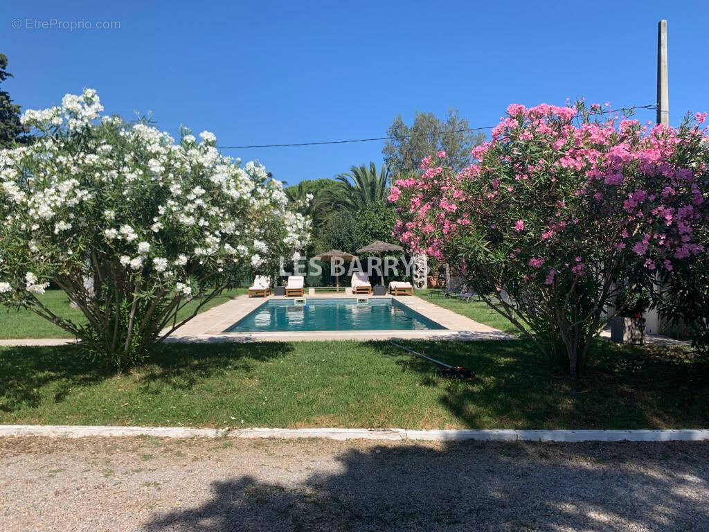 Maison à RAMATUELLE