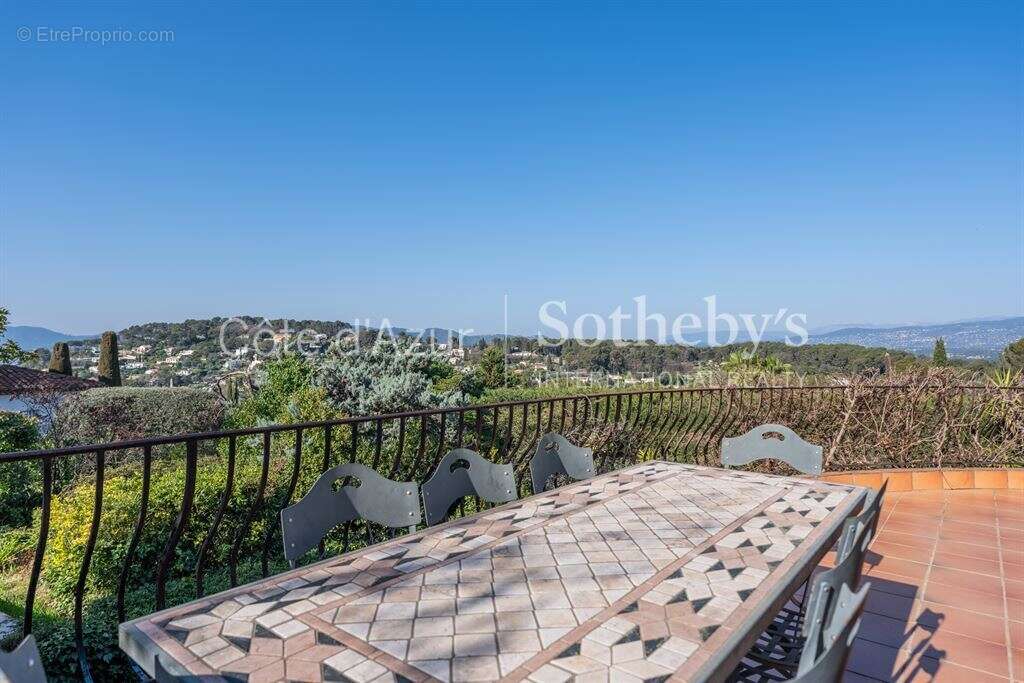 Mougins villa 172 m² vue panoramique à pied village avec piscine - photo 6