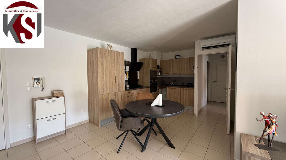 Appartement à SEILLONS-SOURCE-D'ARGENS
