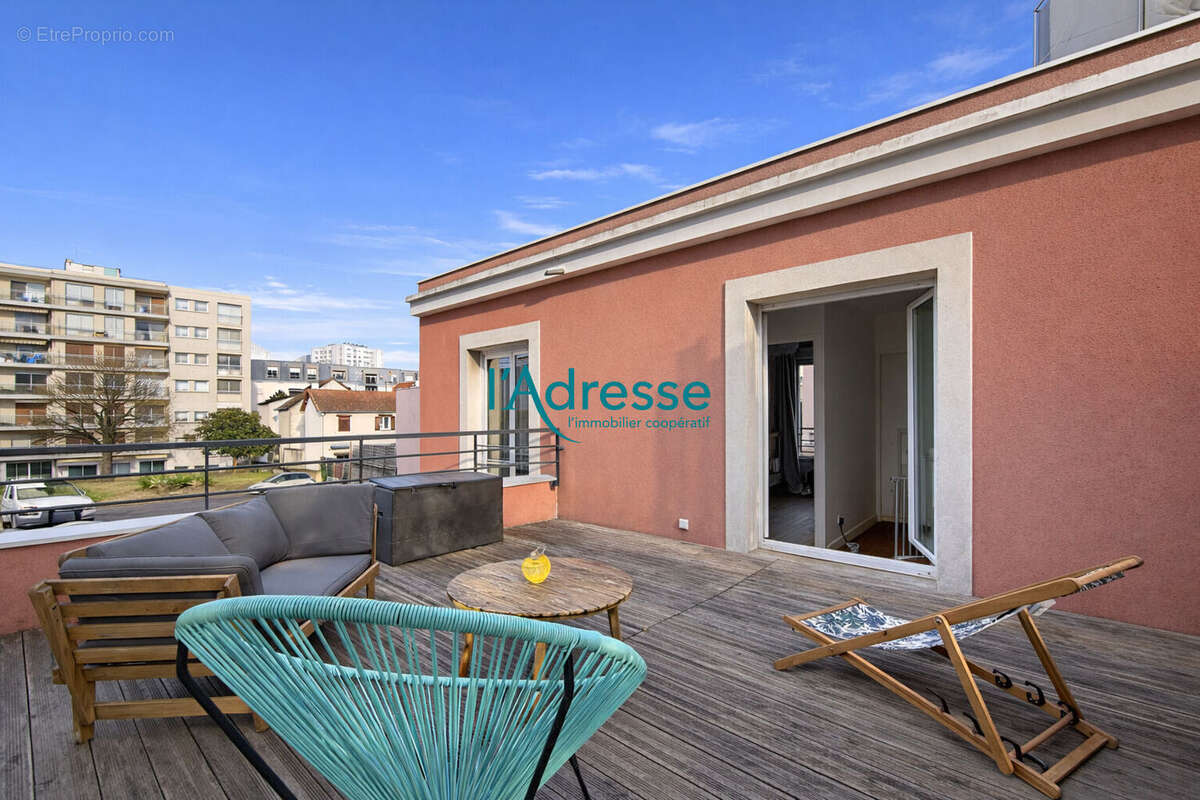 Maison à NANTERRE