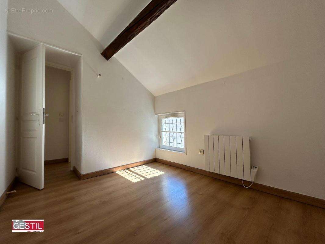 Appartement à NEUVILLE-SUR-OISE