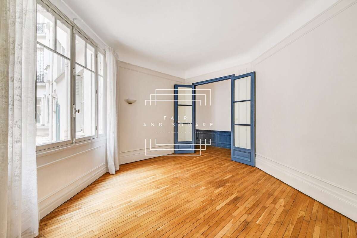 Appartement à NEUILLY-SUR-SEINE