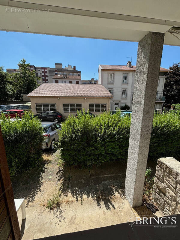 Appartement à SAINT-ETIENNE