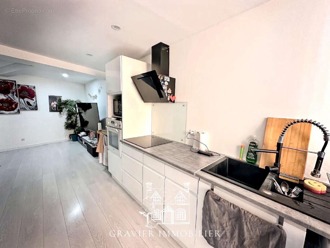 Maison à LA VALETTE-DU-VAR