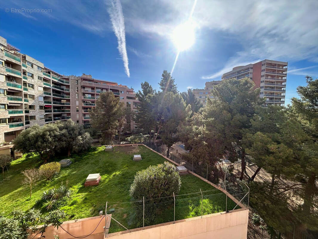 Appartement à MARSEILLE-6E