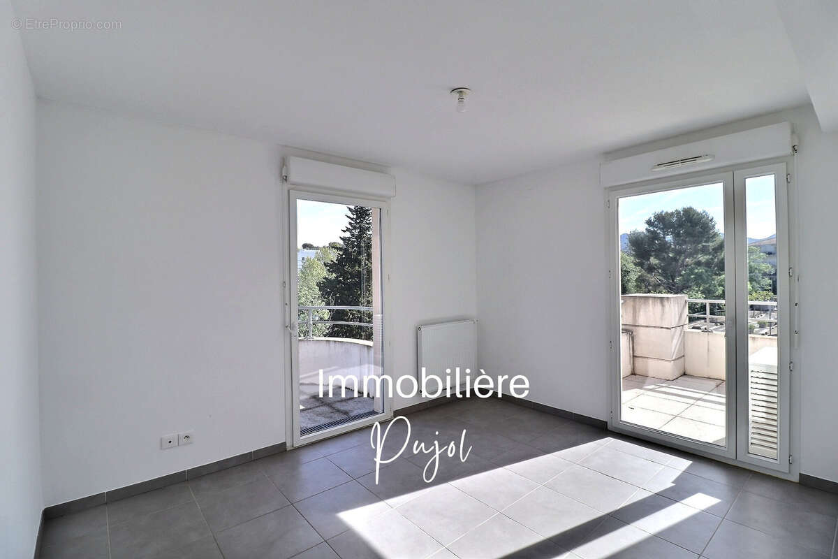 Appartement à MARSEILLE-13E