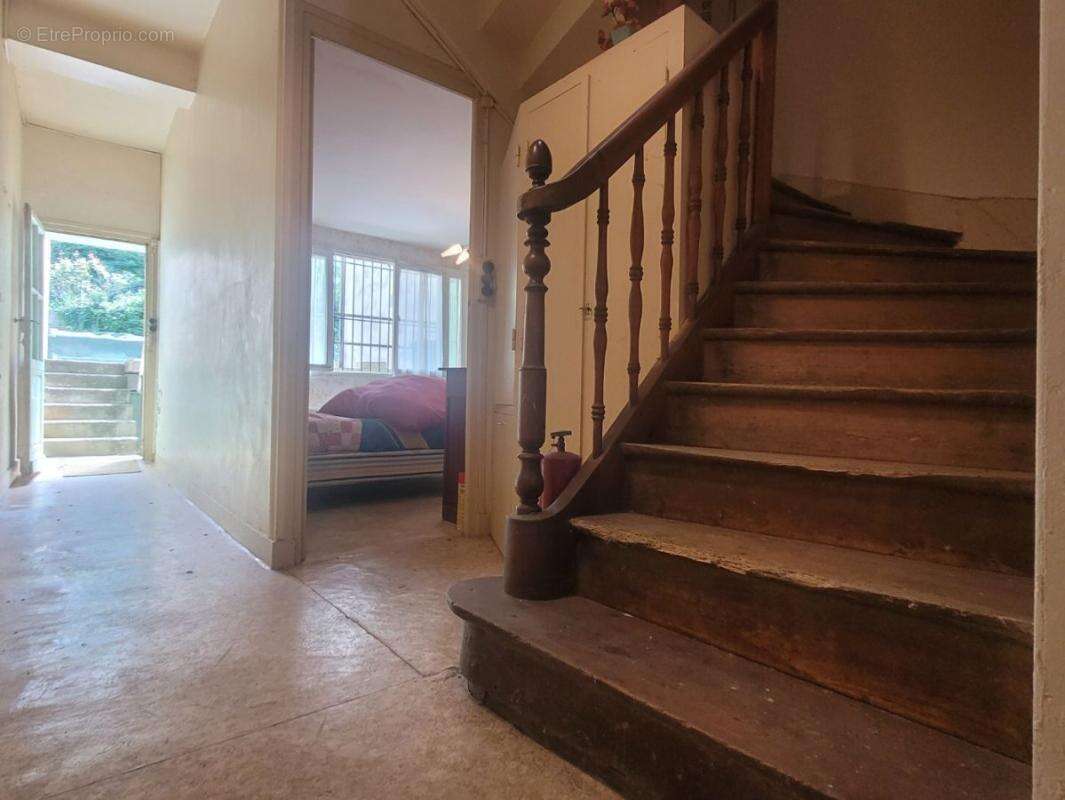 Maison 113 m² à Clairac  - photo 4