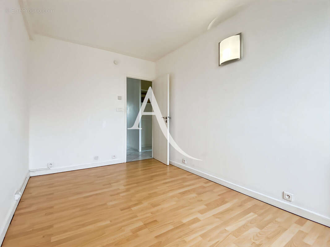 Appartement à BOIS-D'ARCY