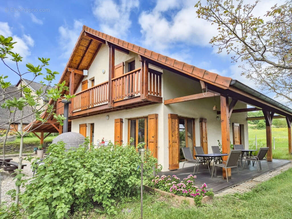 Maison à ARBIGNIEU