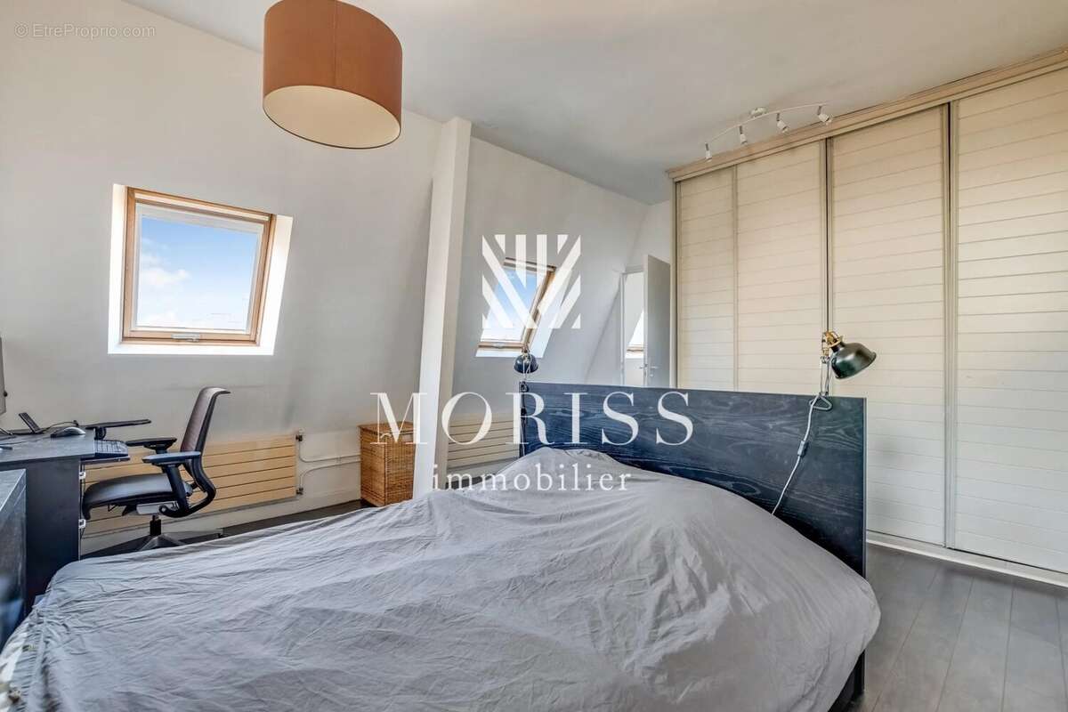 Appartement à PARIS-14E
