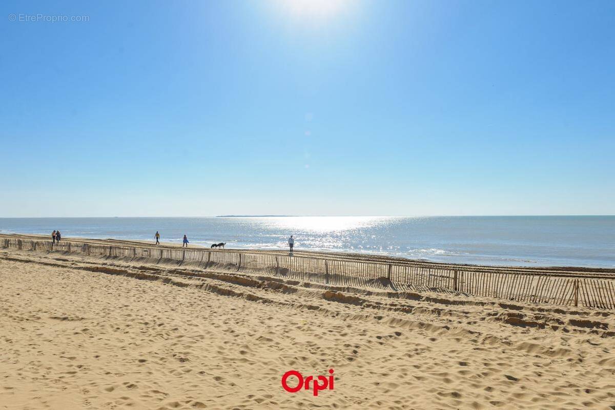 Terrain à CHATELAILLON-PLAGE