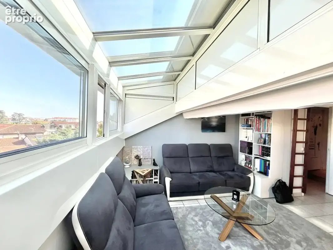 Appartement 3 pièces 70 m² · à Lyon-3e · 70 m² · 260 000 €