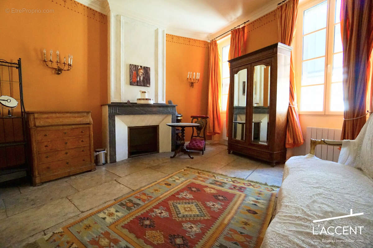 Maison à SAINT-GILLES