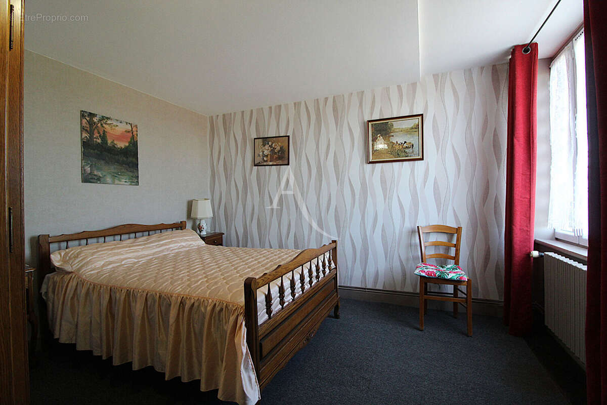 Maison à CHAUMONT-SUR-LOIRE