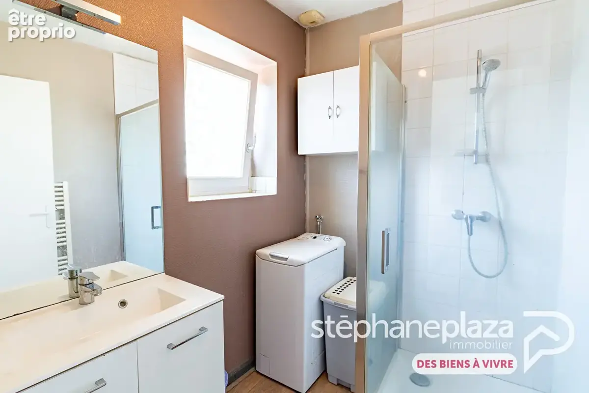 Maison de village de 85m² avec garage de 44m² au centre de Chalamont - photo 7