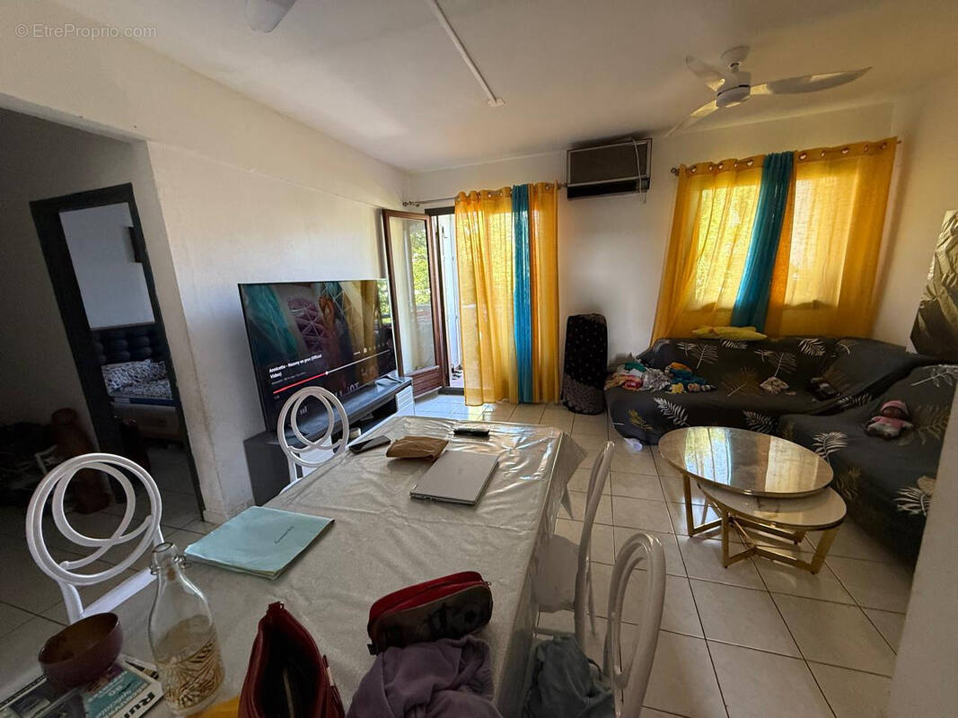 Appartement à SAINT-DENIS